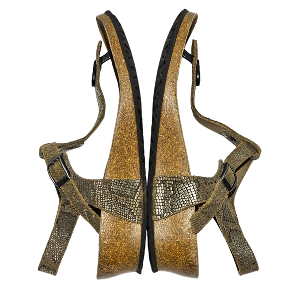 Papillo by Birkenstock Thong Sandals Womens Size US 8 / EU 39 Snake Print - Picture 6 of 10